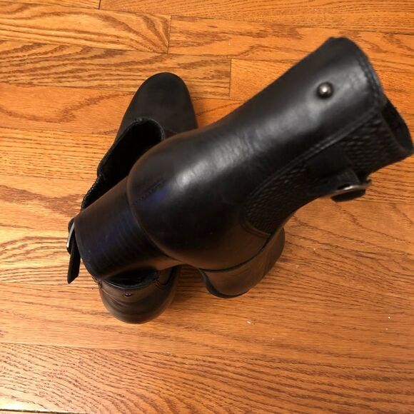 Clarks women’s black Chelsea Leather boots size 10 - Picture 5 of 7